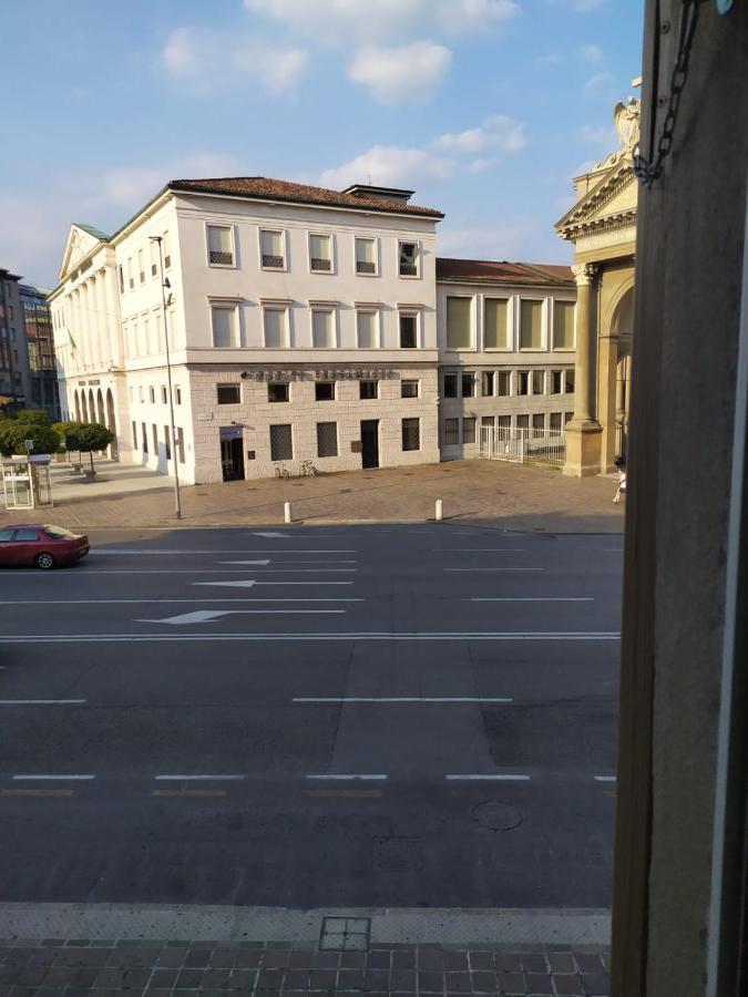 Appartamento Monet 贝尔加莫 外观 照片